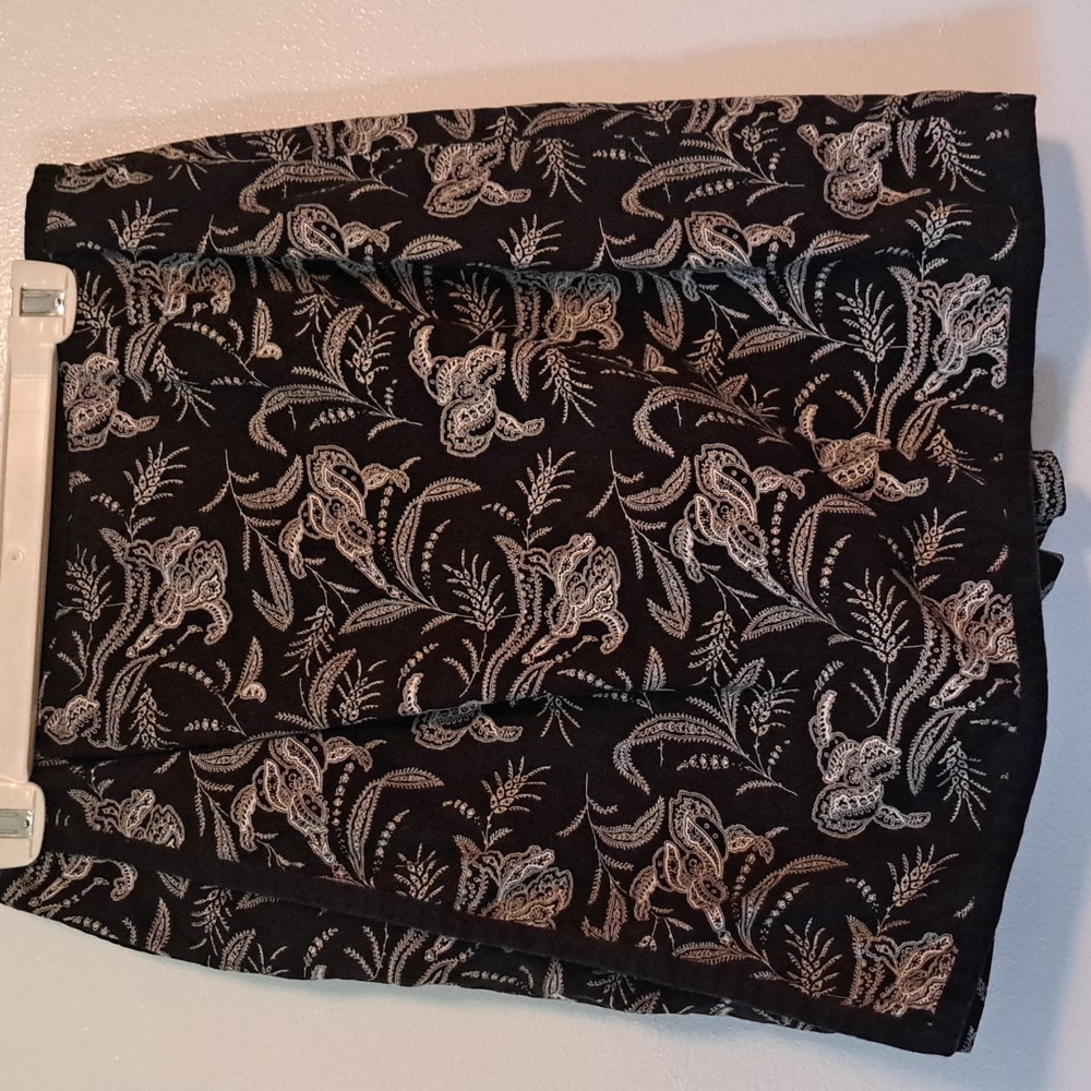 Golf Skirt/Skort Floral Cotton Size 12 Black - Picture 4 of 6